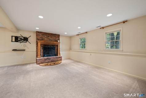 7 Banbury Drive Simsbury CT 06092