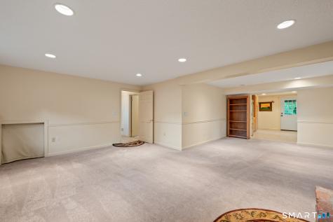 7 Banbury Drive Simsbury CT 06092