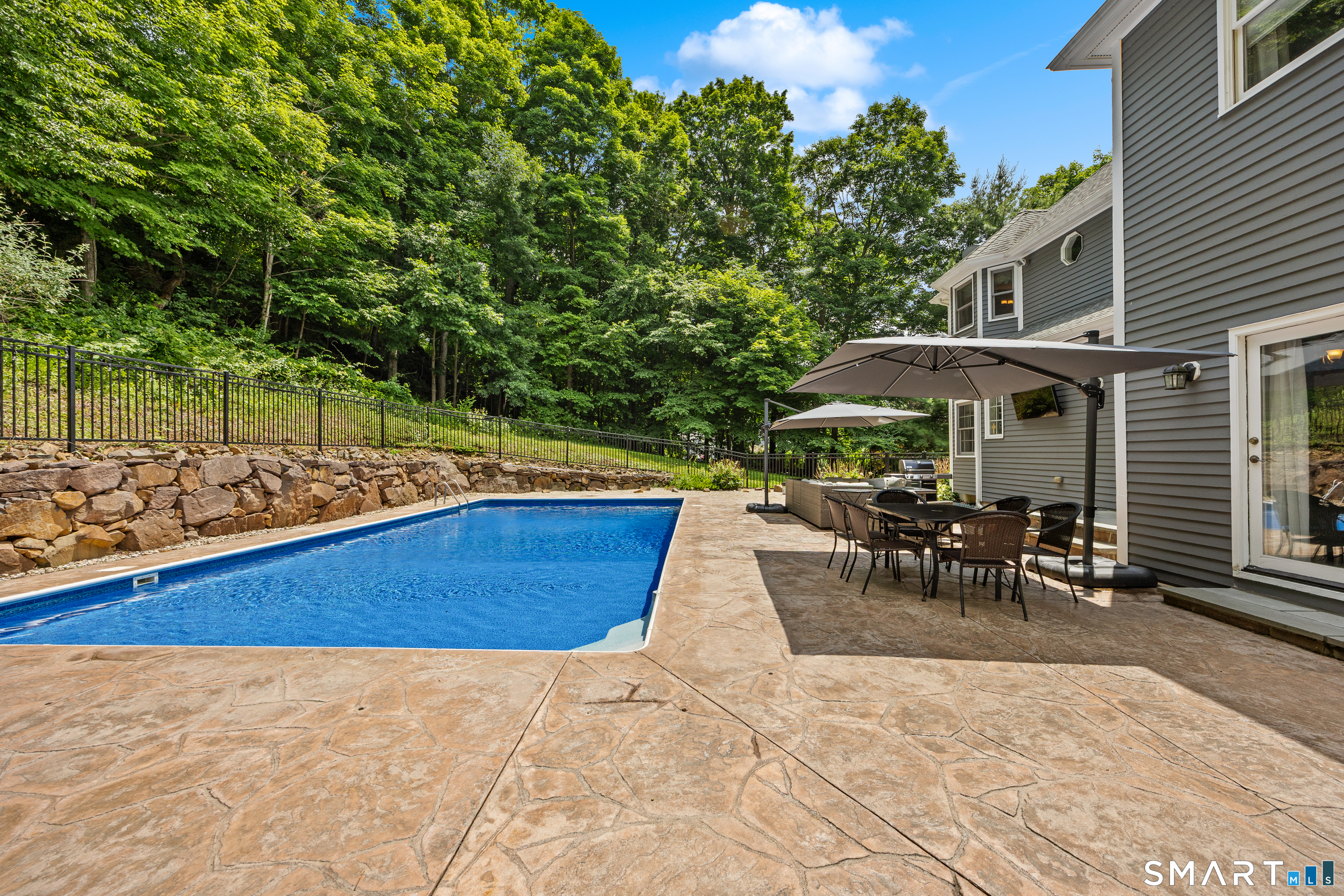240 Patriot Road Southbury CT 06488