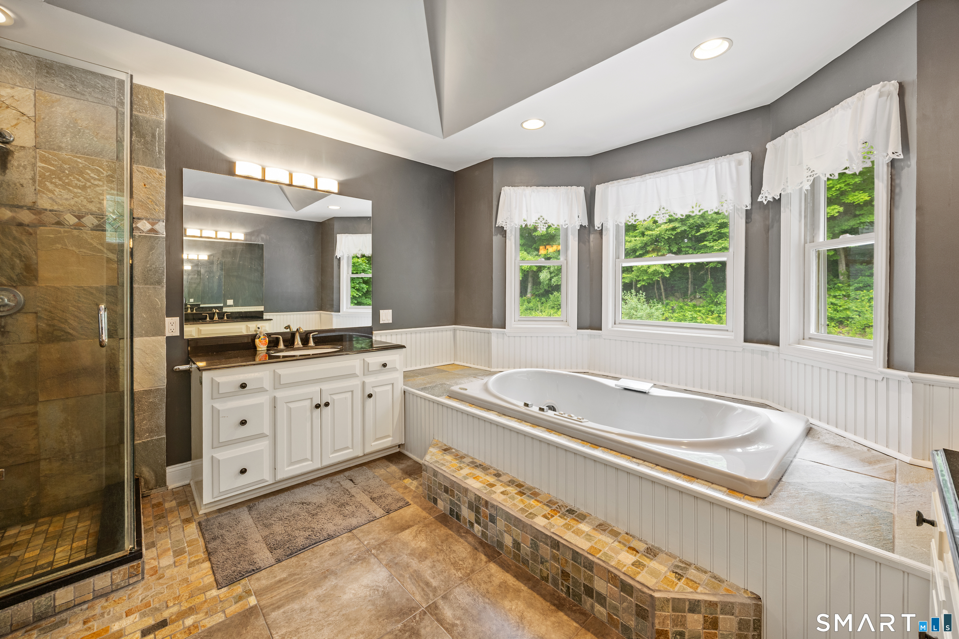 240 Patriot Road Southbury CT 06488