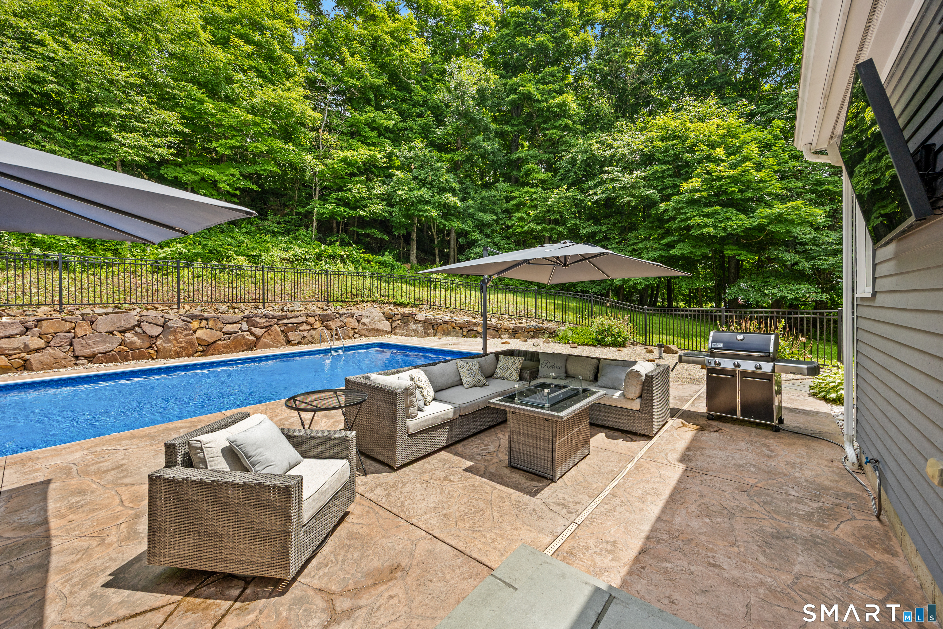 240 Patriot Road Southbury CT 06488