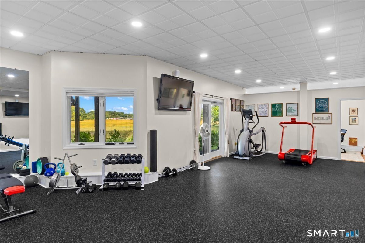 13 Linden Shores Branford CT 06405