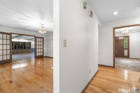34 Ox Bow Lane Woodbridge CT 06525
