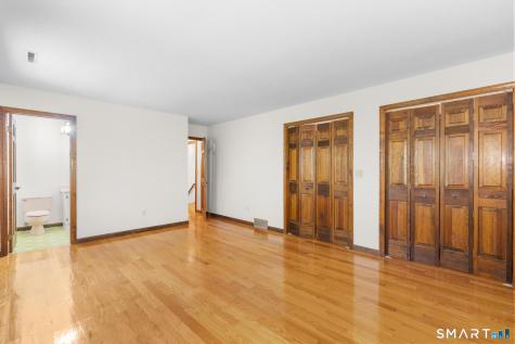 34 Ox Bow Lane Woodbridge CT 06525