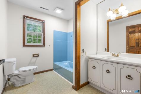 34 Ox Bow Lane Woodbridge CT 06525