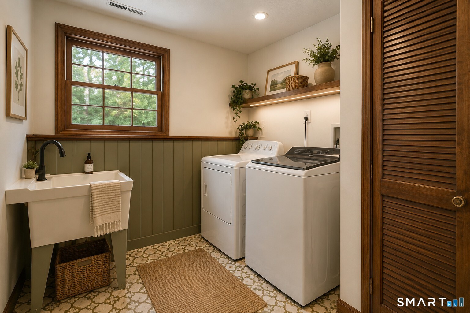 34 Ox Bow Lane Woodbridge CT 06525