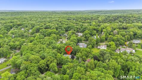 34 Ox Bow Lane Woodbridge CT 06525