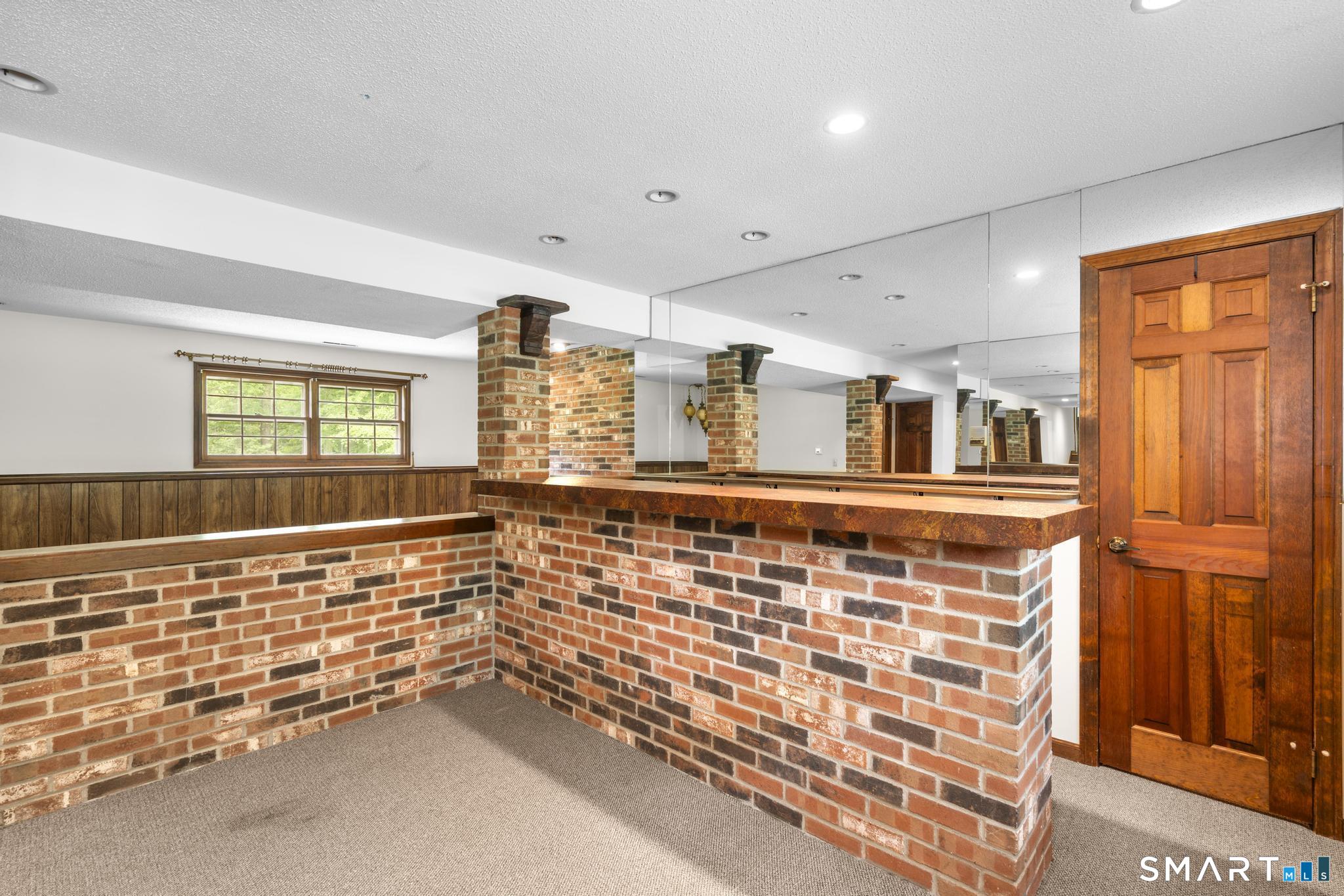 34 Ox Bow Lane Woodbridge CT 06525