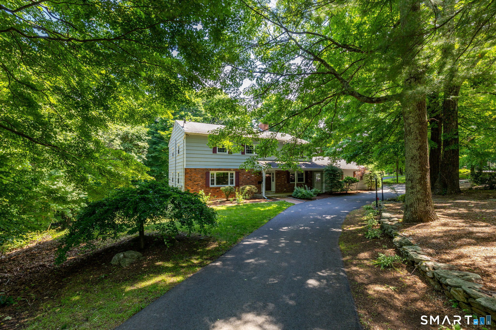 33 Hurds Hill Road Woodbury CT 06798