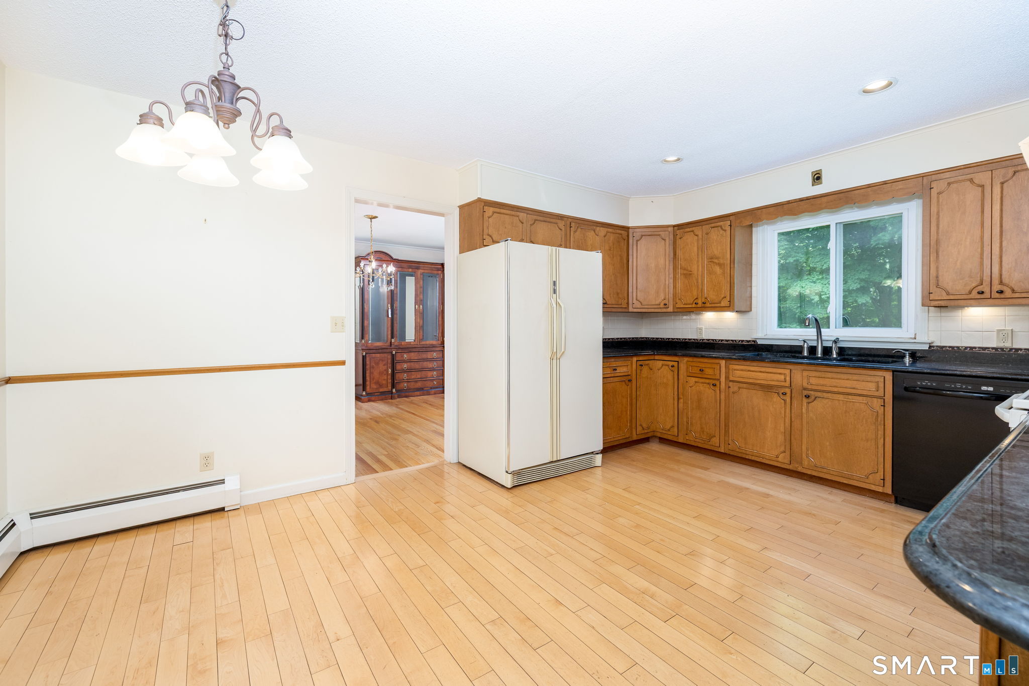 33 Hurds Hill Road Woodbury CT 06798
