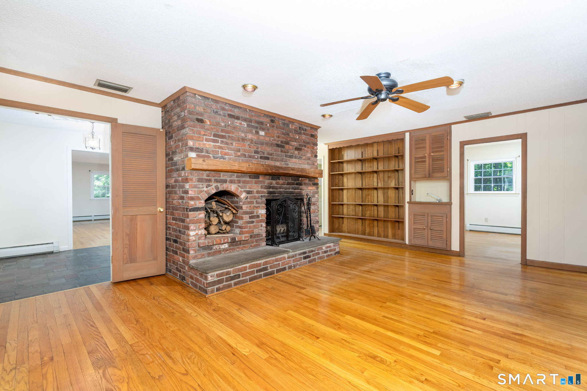 33 Hurds Hill Road Woodbury CT 06798