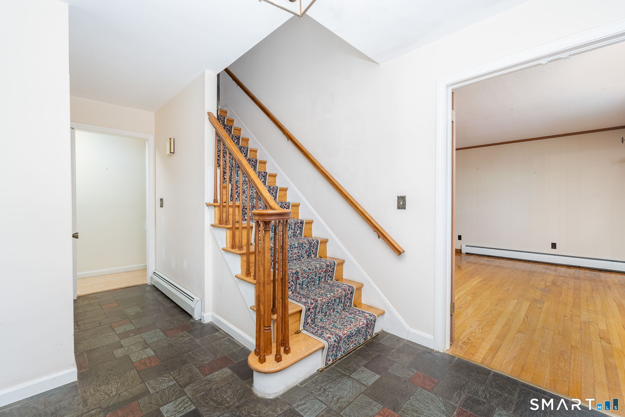 33 Hurds Hill Road Woodbury CT 06798