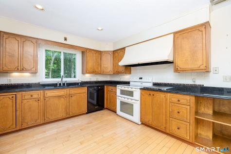 33 Hurds Hill Road Woodbury CT 06798