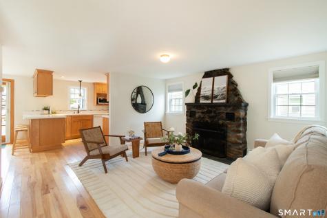 42 Waverly Road Branford CT 06405