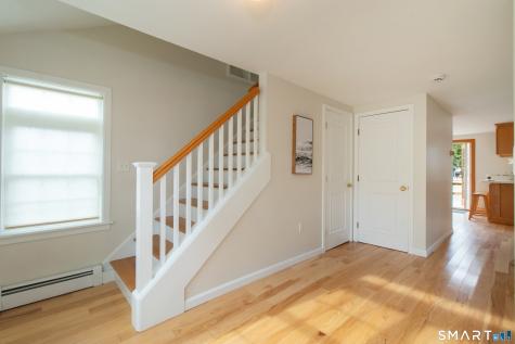 42 Waverly Road Branford CT 06405
