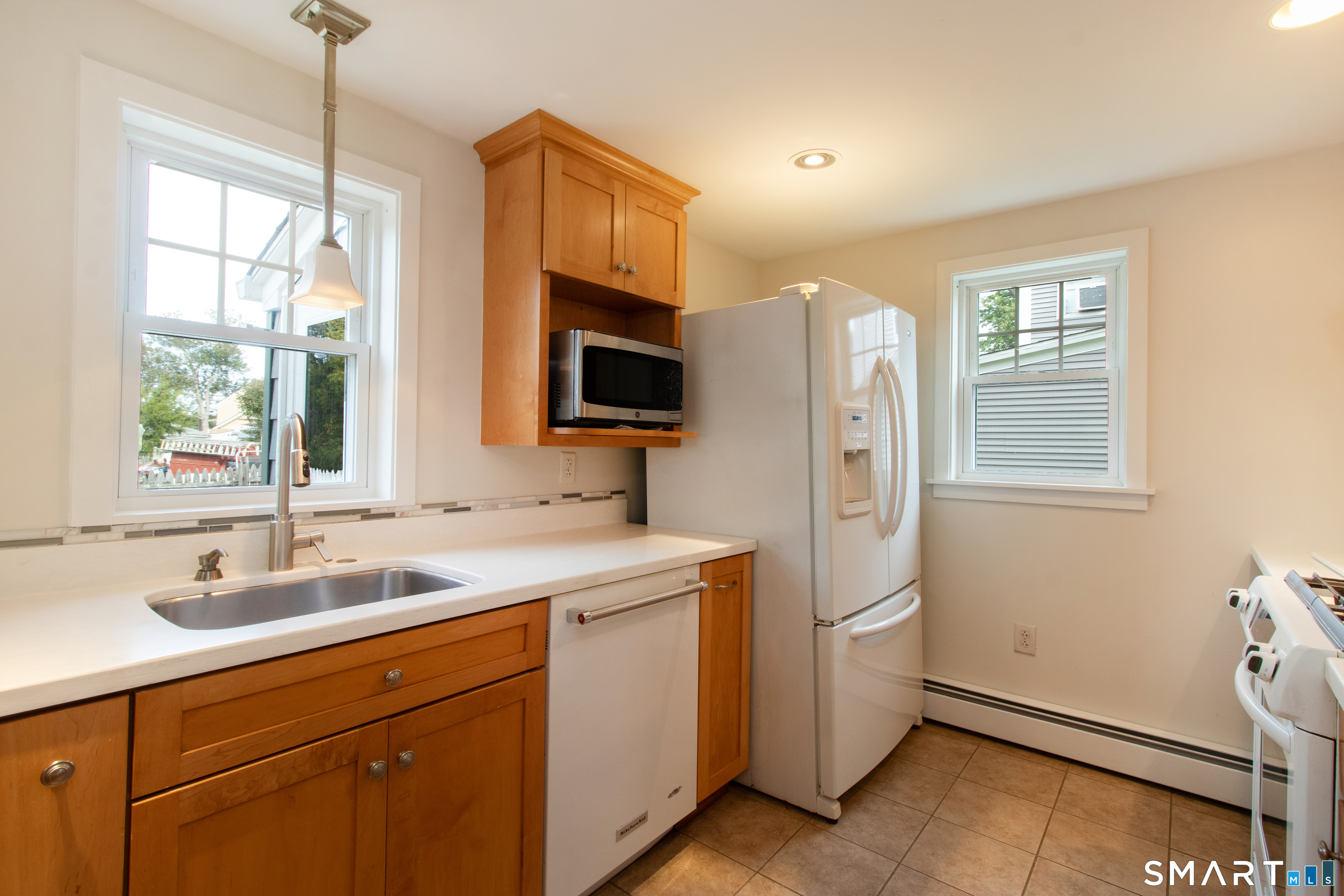 42 Waverly Road Branford CT 06405