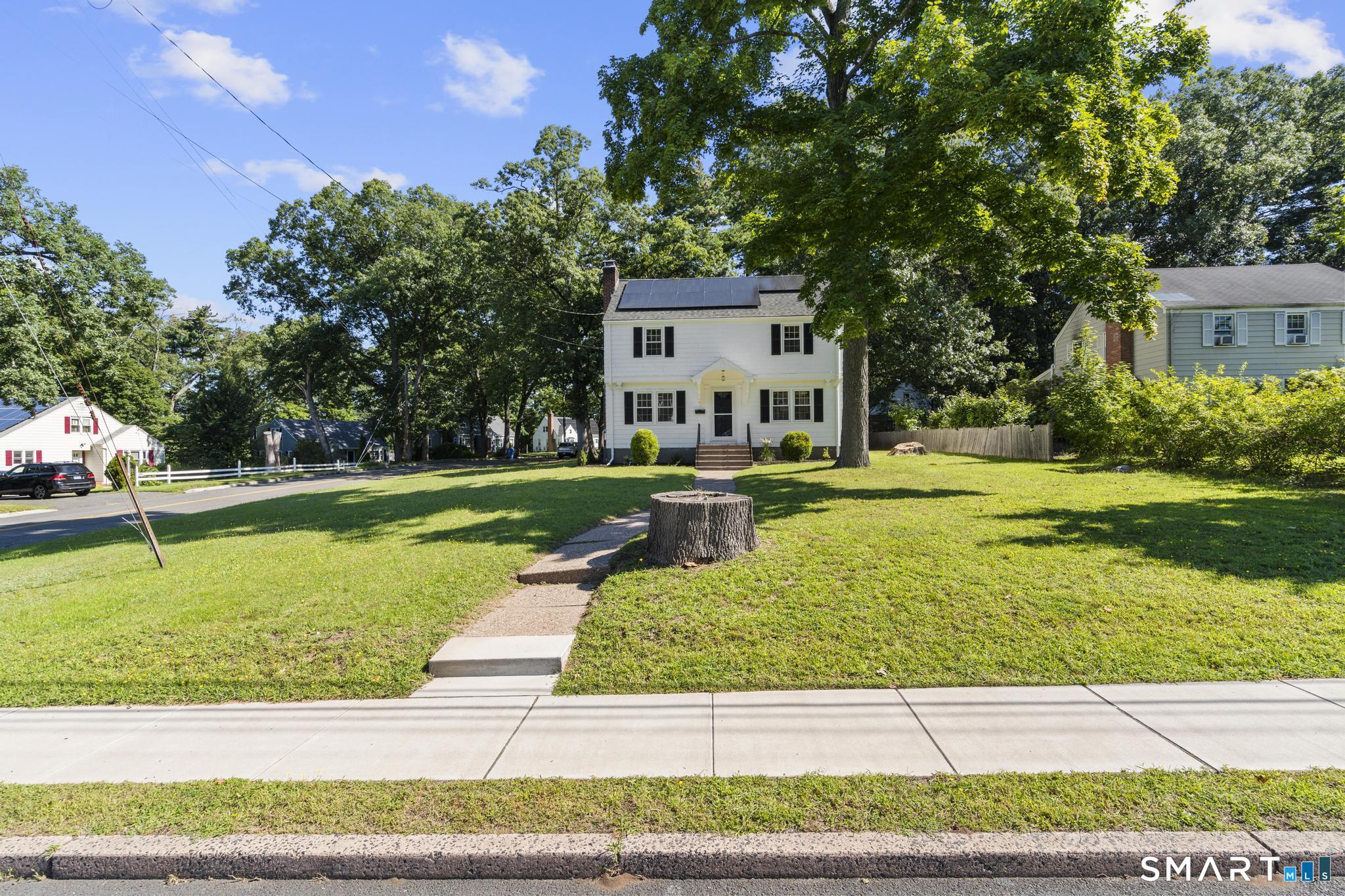 739 Center Street Manchester CT 06040