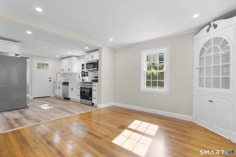 739 Center Street Manchester CT 06040