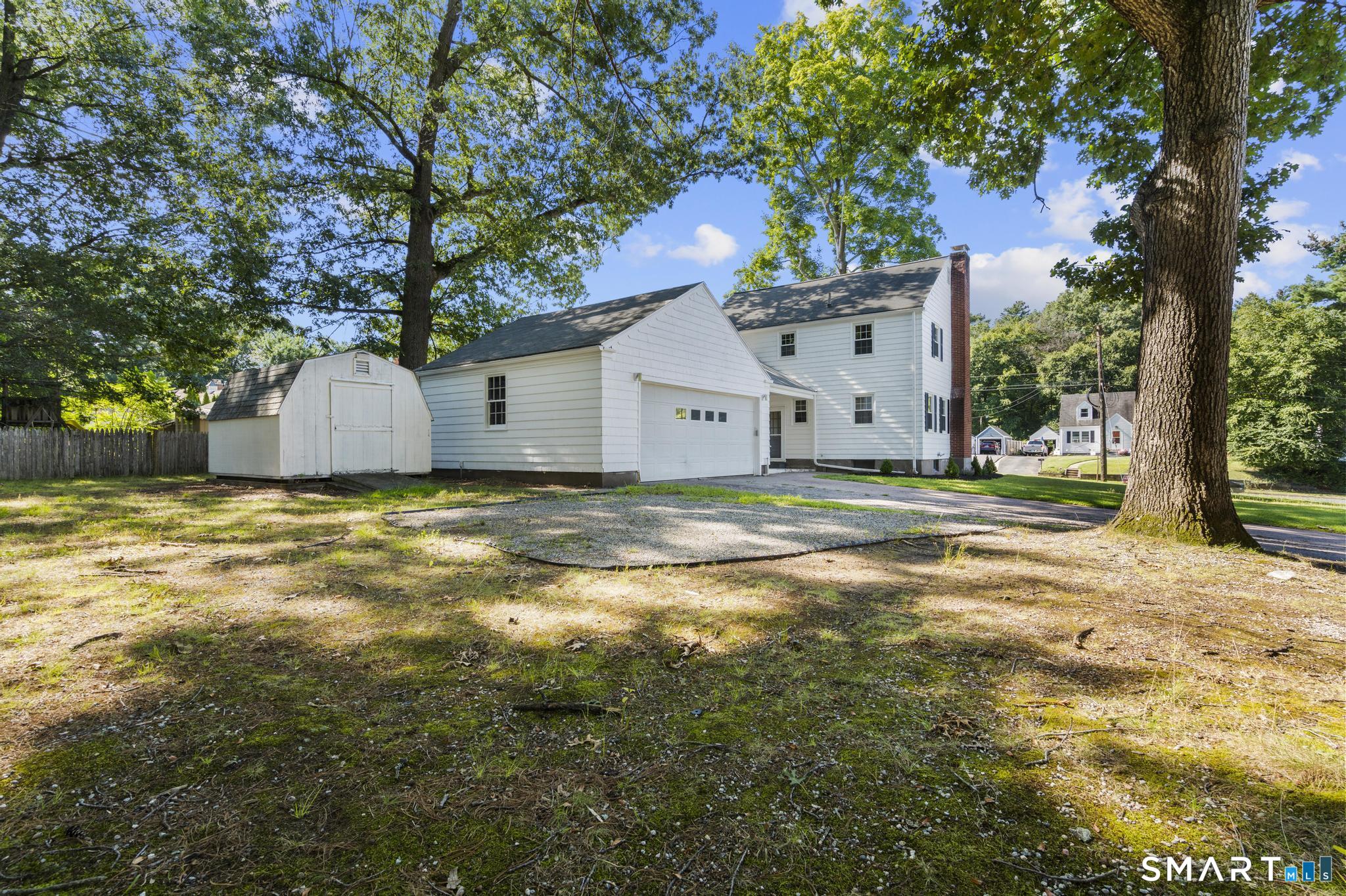 739 Center Street Manchester CT 06040