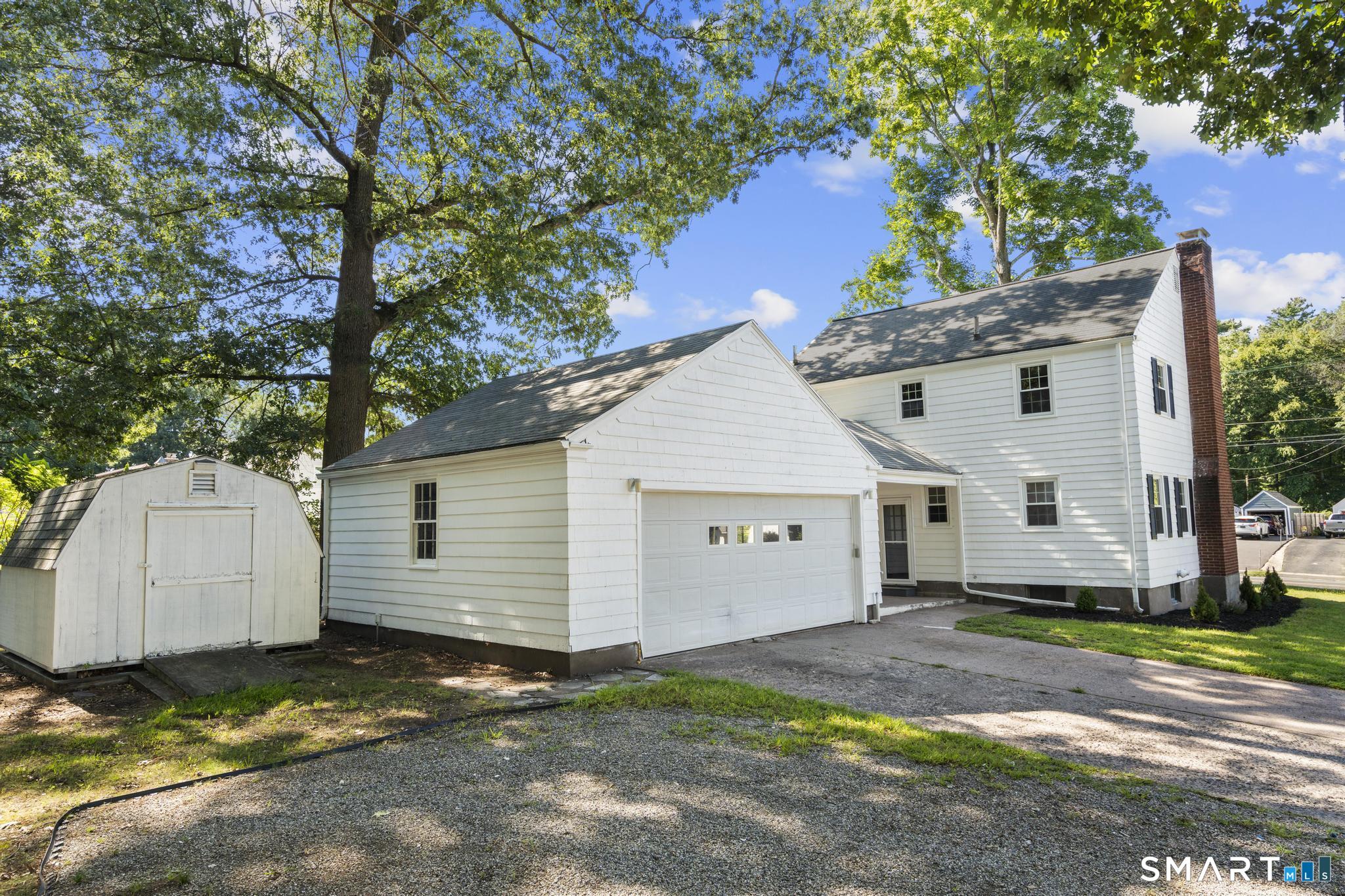 739 Center Street Manchester CT 06040