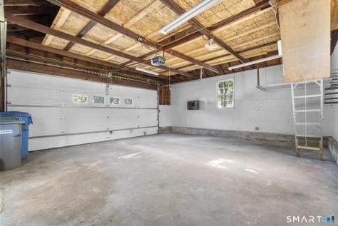 739 Center Street Manchester CT 06040