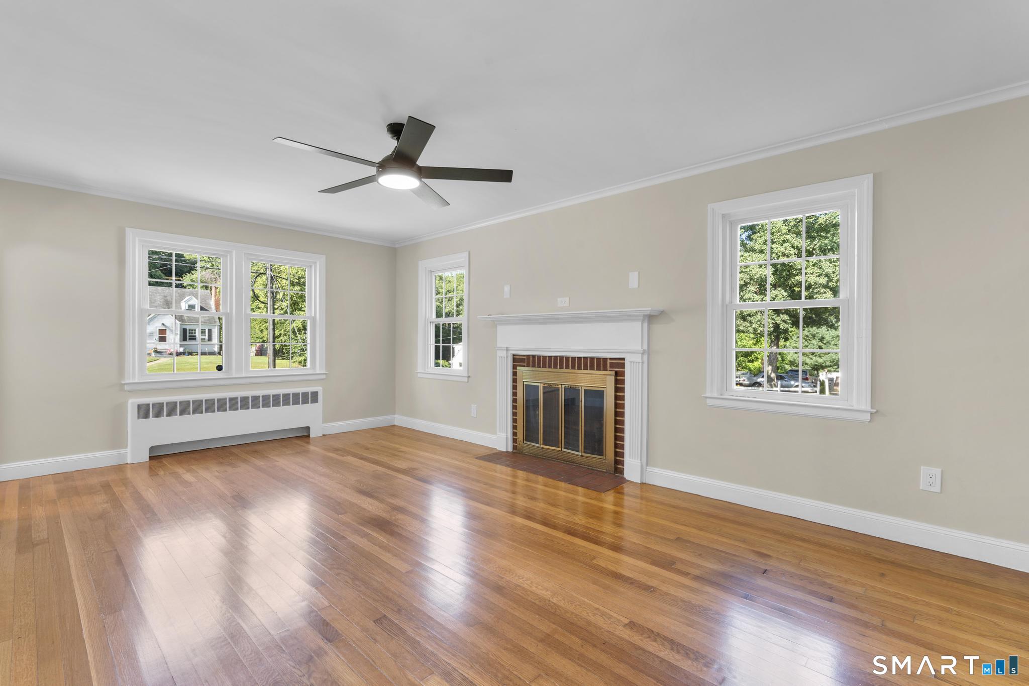 739 Center Street Manchester CT 06040