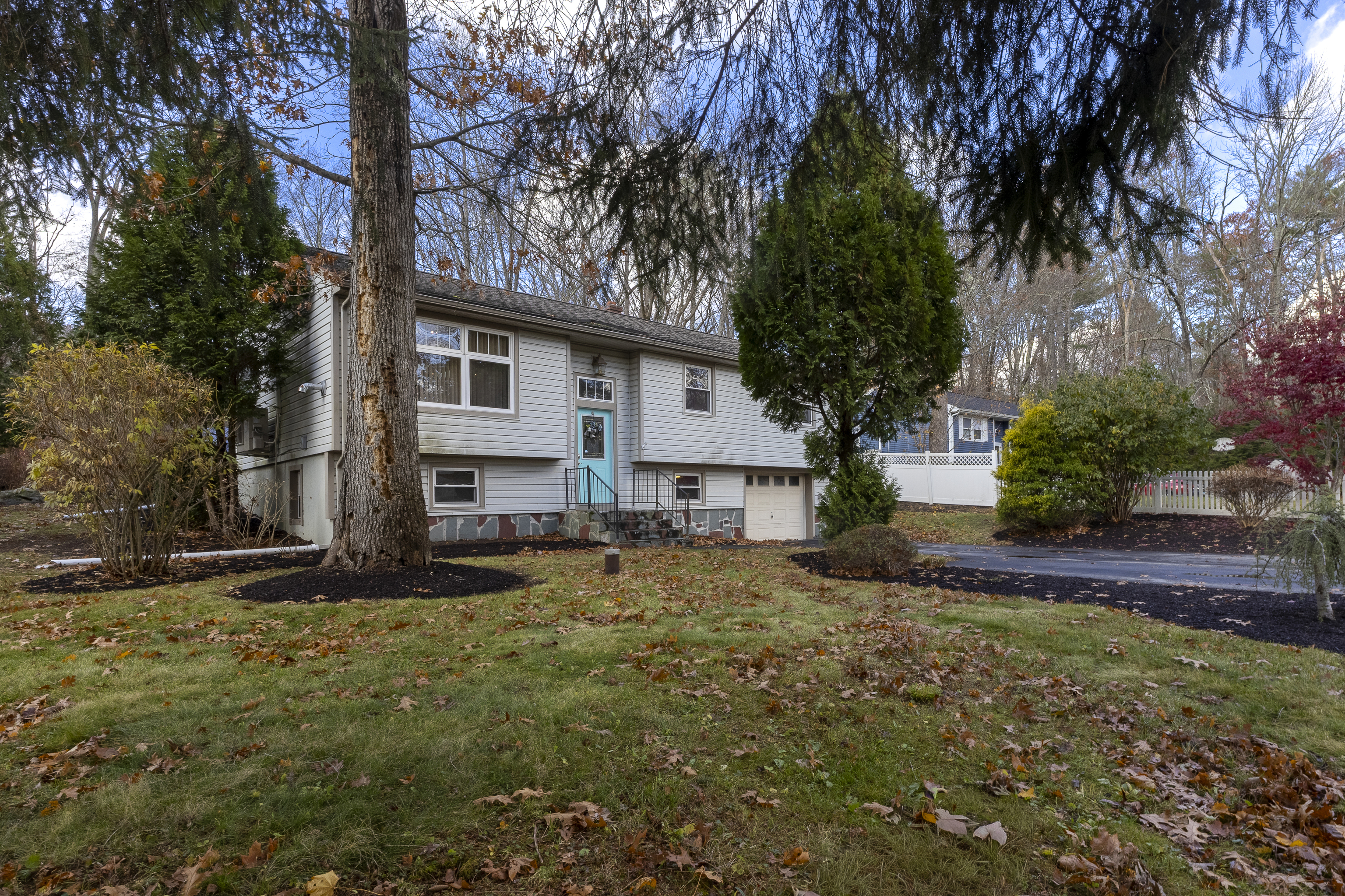 30 Valley Road Thompson CT 06255