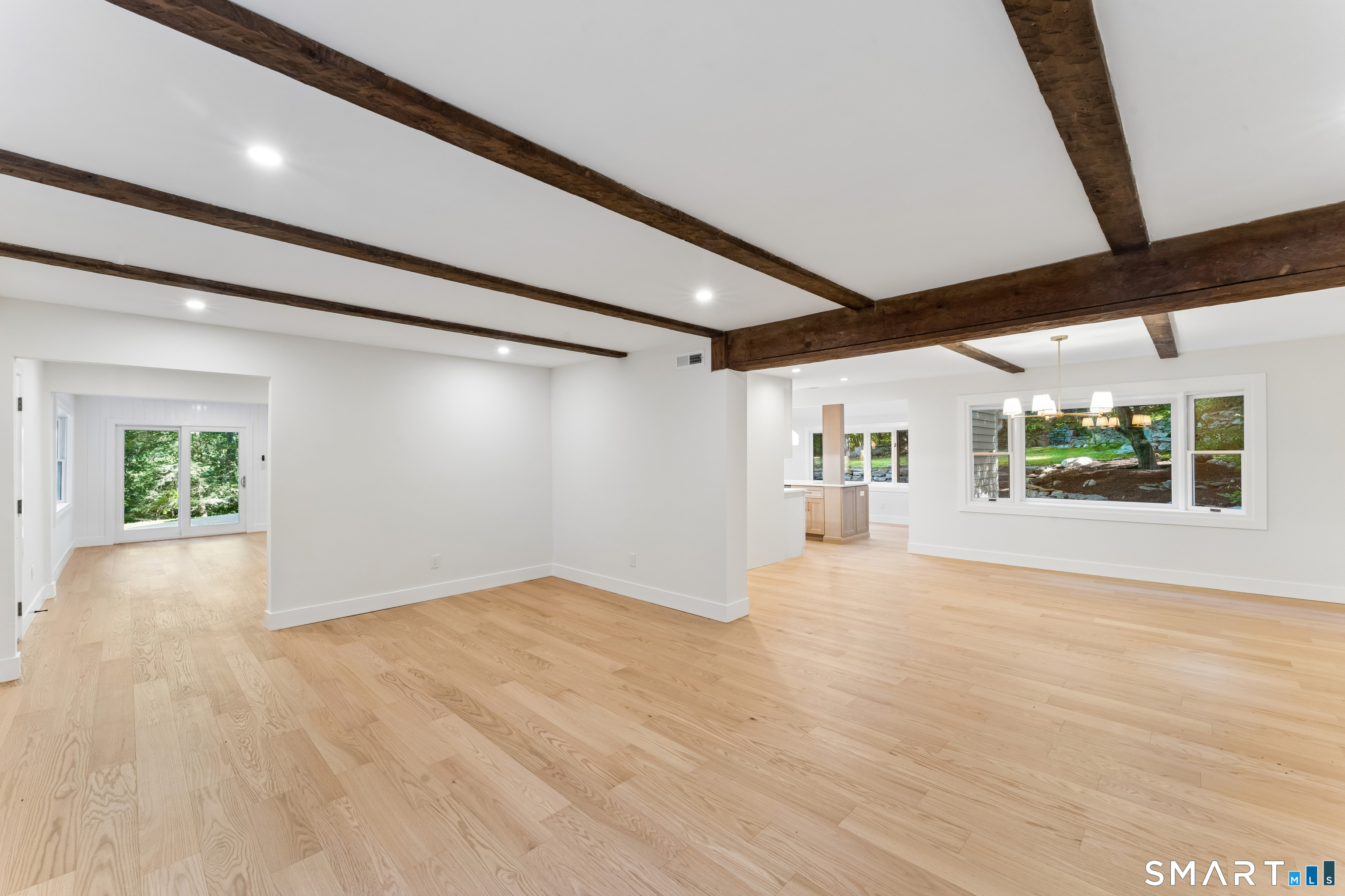 22 East Woods Road Roxbury CT 06783