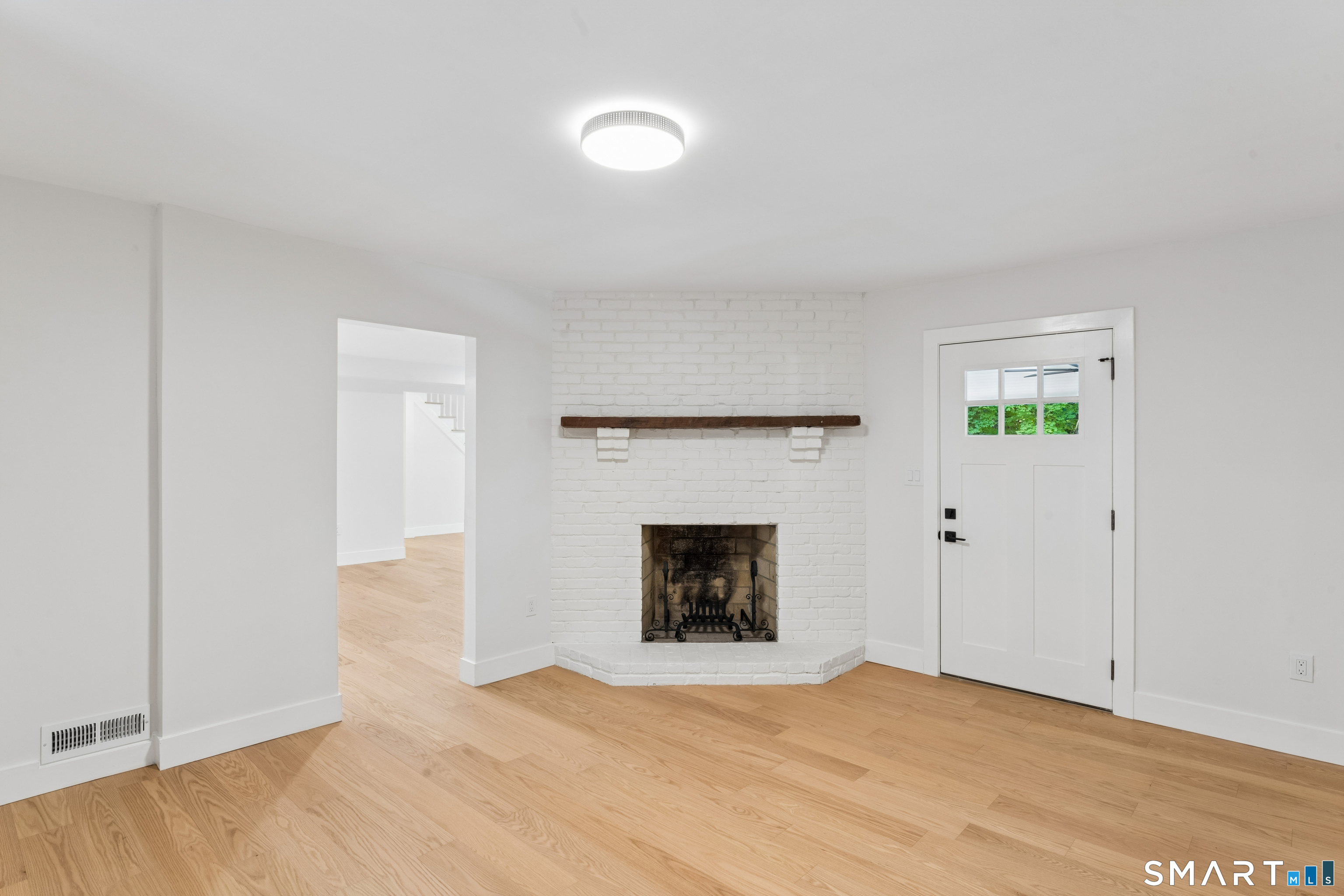 22 East Woods Road Roxbury CT 06783