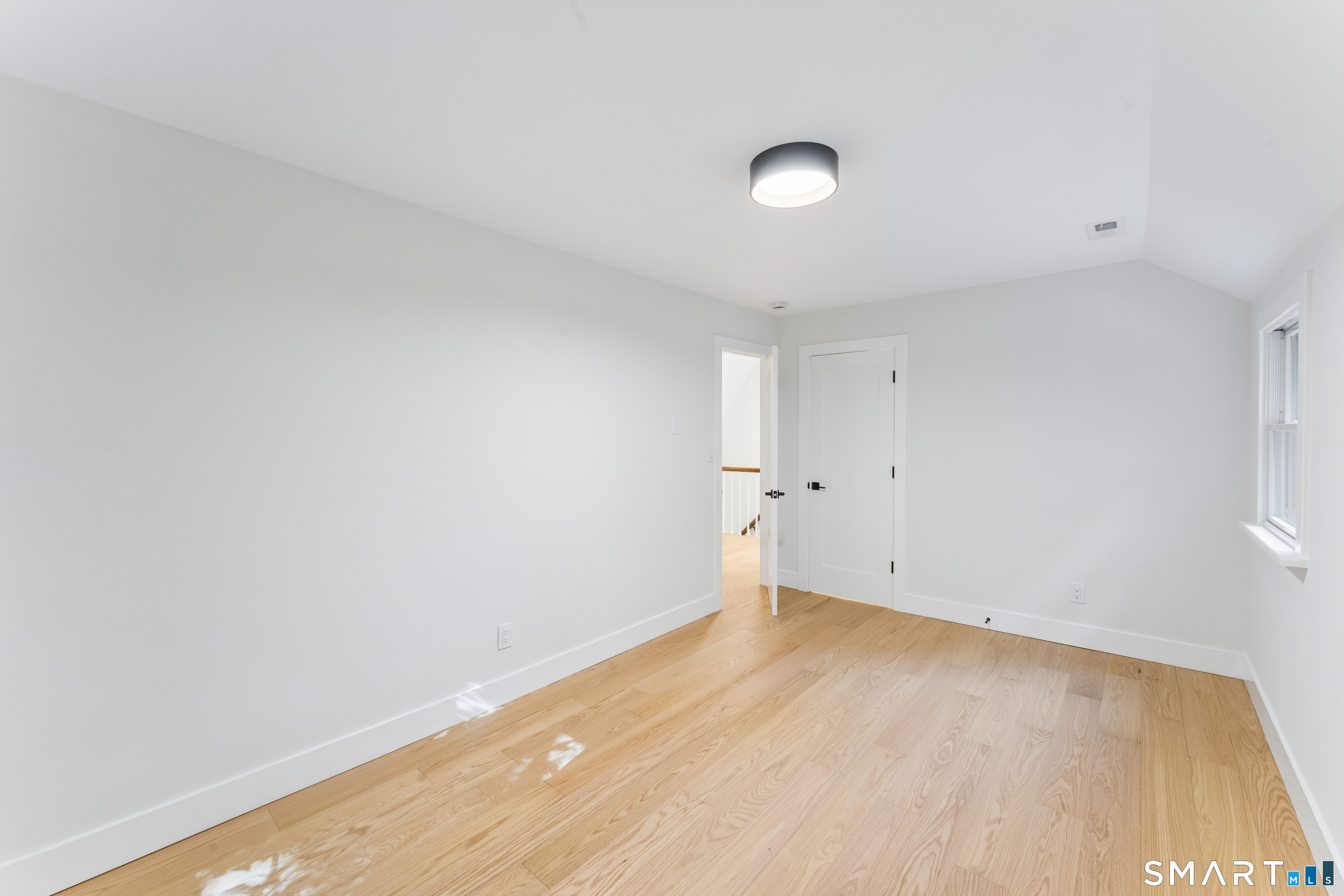 22 East Woods Road Roxbury CT 06783