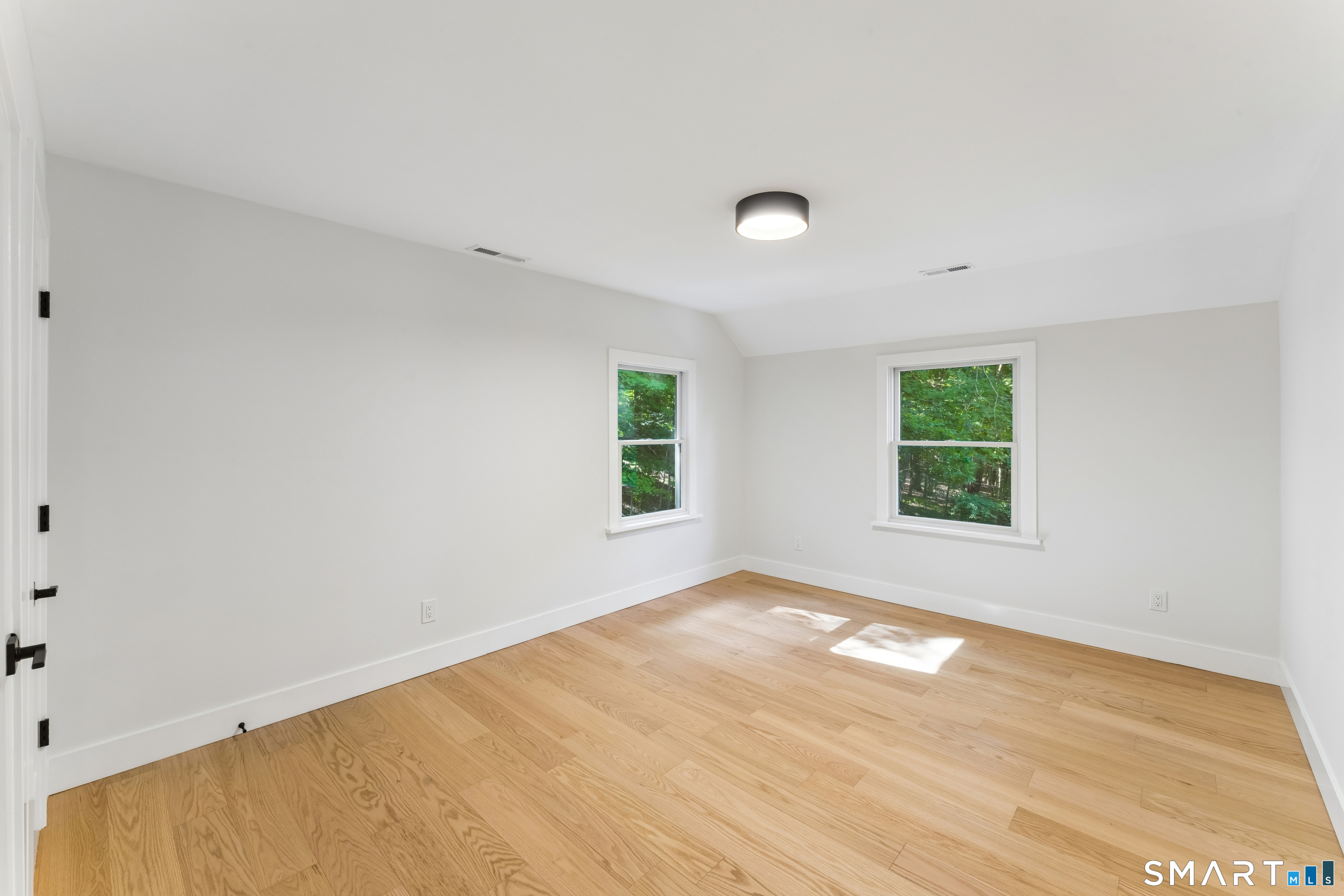 22 East Woods Road Roxbury CT 06783