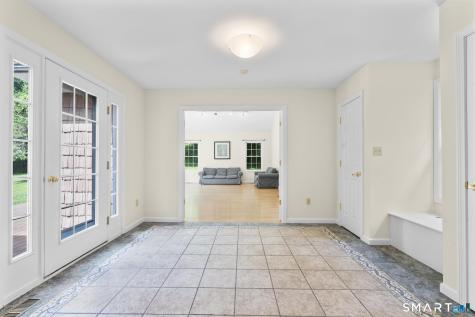 1140 Johnson Road Woodbridge CT 06525