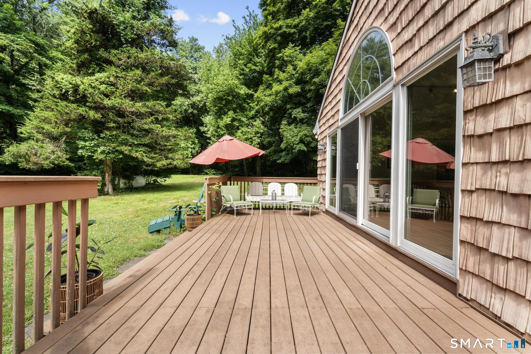 1140 Johnson Road Woodbridge CT 06525