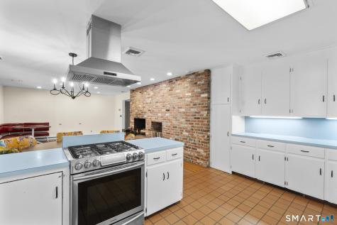 1140 Johnson Road Woodbridge CT 06525