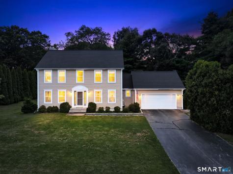52 Timber Ridge Drive Stonington CT 06379