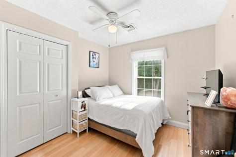 52 Timber Ridge Drive Stonington CT 06379