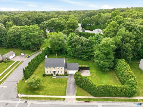 52 Timber Ridge Drive Stonington CT 06379