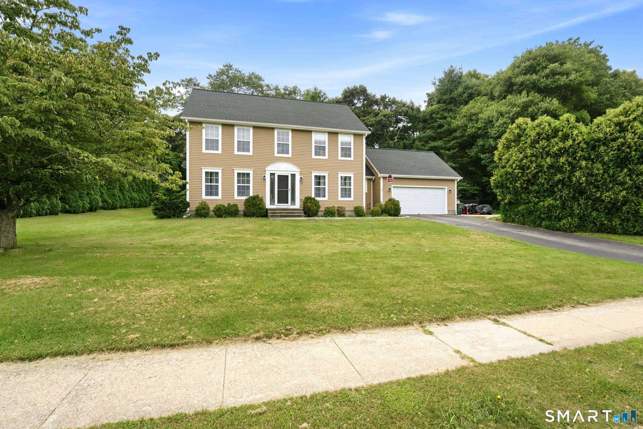 52 Timber Ridge Drive Stonington CT 06379