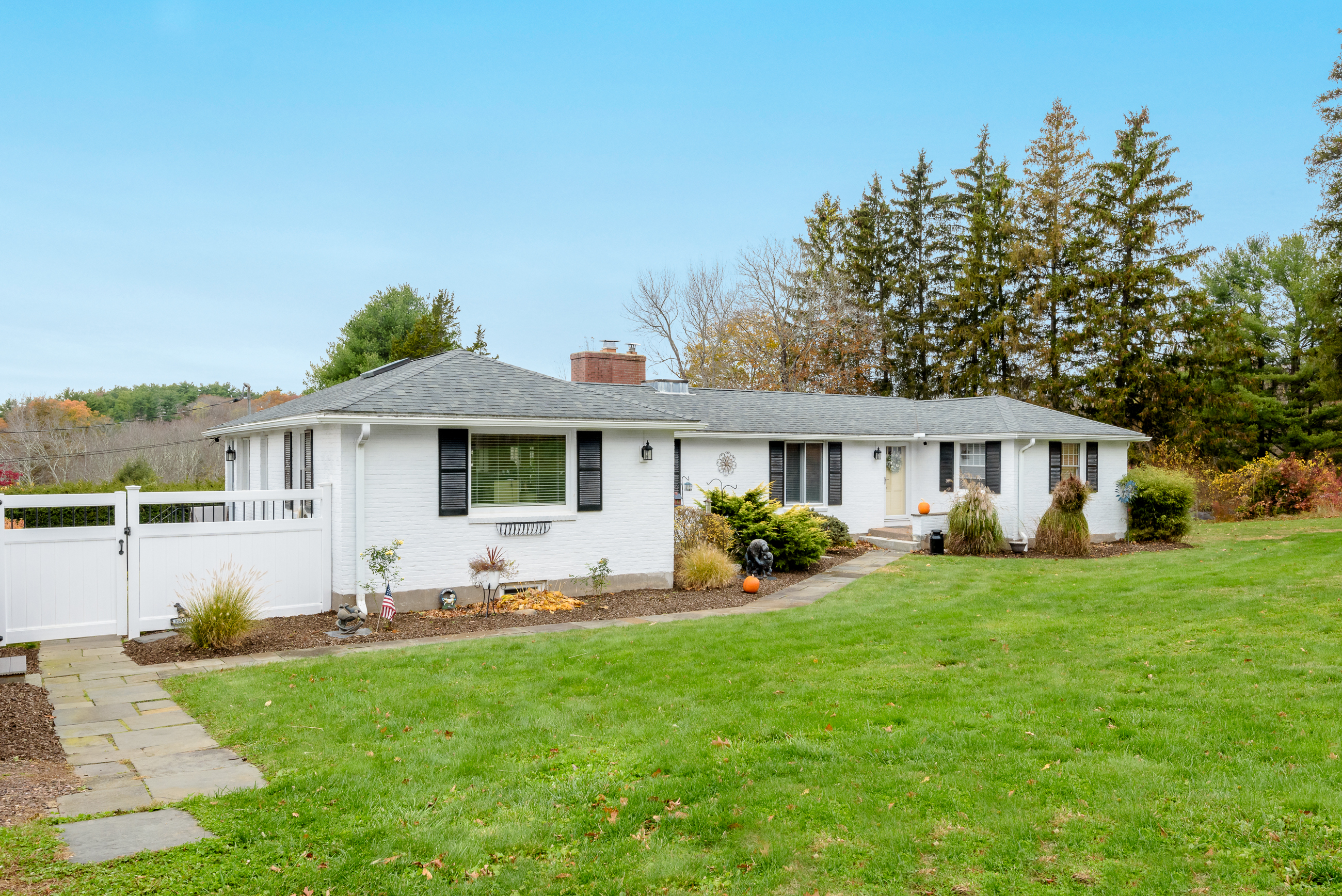 20 Keighley Pond Road East Hampton CT 06456