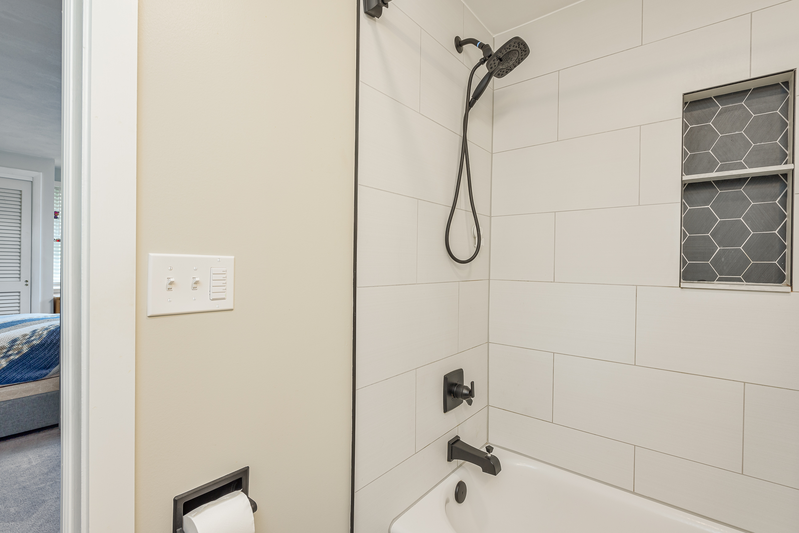 20 Keighley Pond Road East Hampton CT 06456