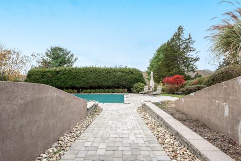 20 Keighley Pond Road East Hampton CT 06456