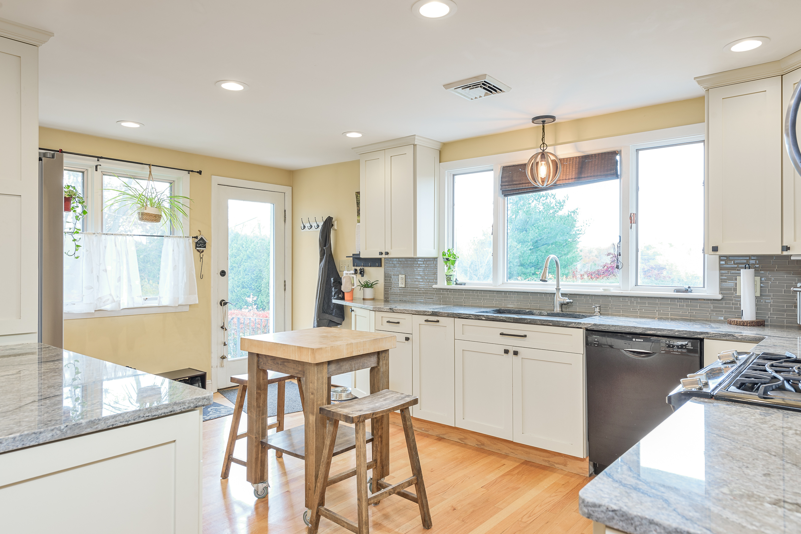 20 Keighley Pond Road East Hampton CT 06456