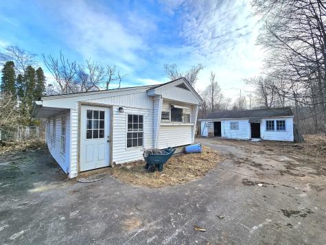 363 Hartford Road Brooklyn CT 06234