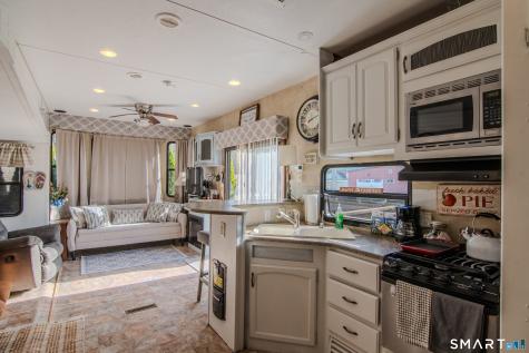 69 Meadowside Road Woodstock CT 06281