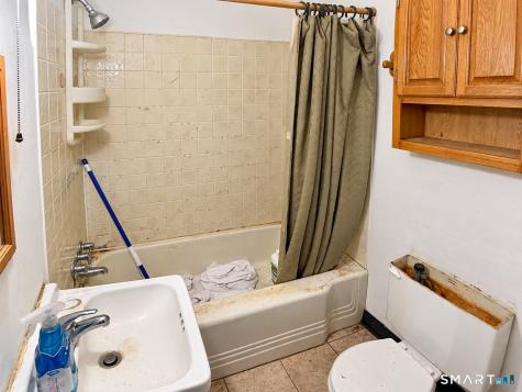 738 North Street Goshen CT 06756