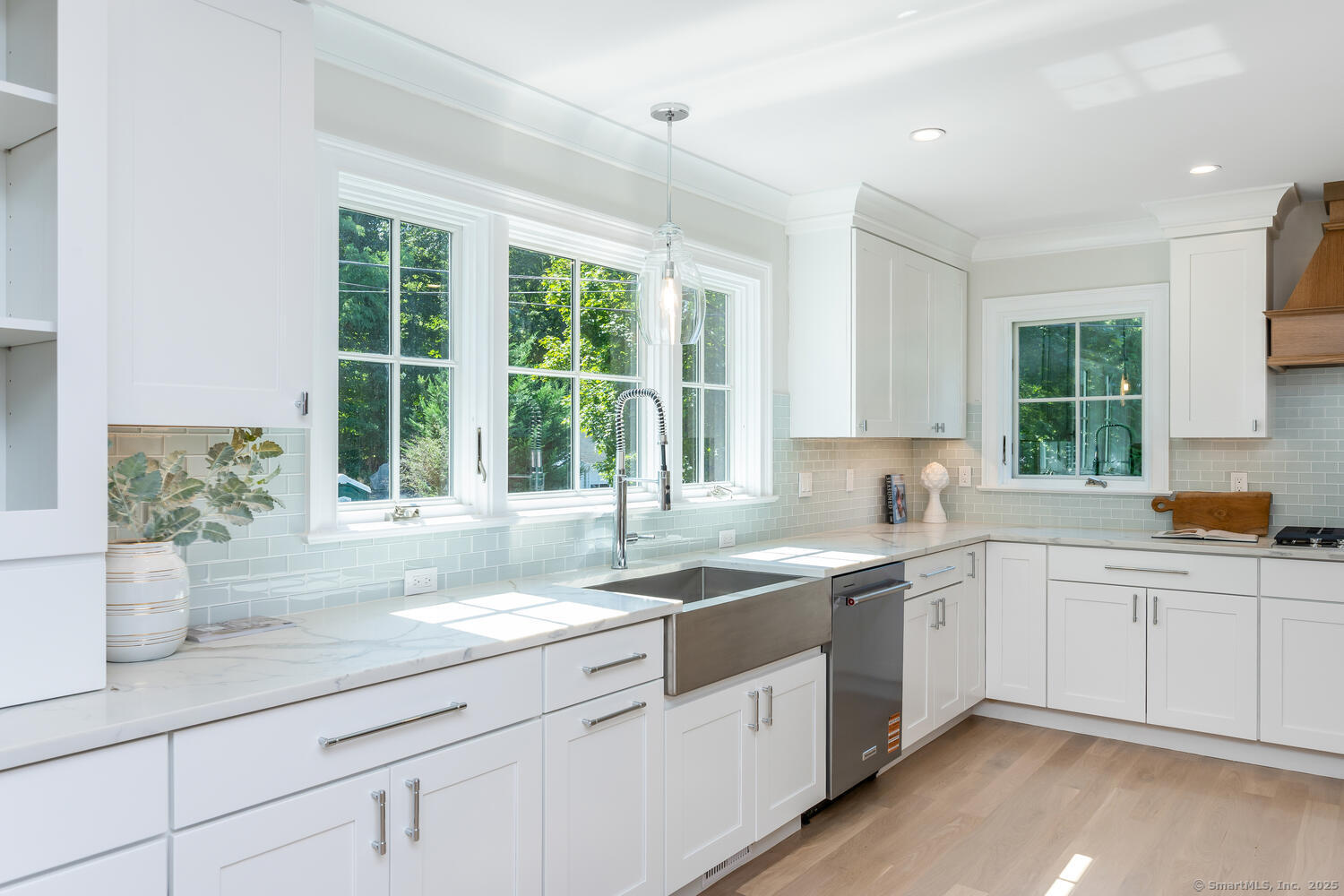 19 Anthony Lane Darien CT 06820