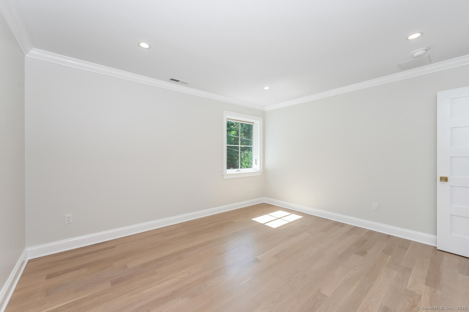 19 Anthony Lane Darien CT 06820