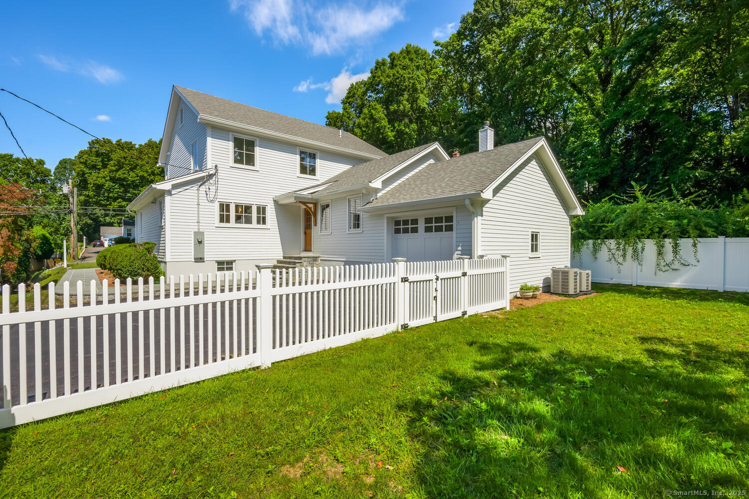 19 Anthony Lane Darien CT 06820