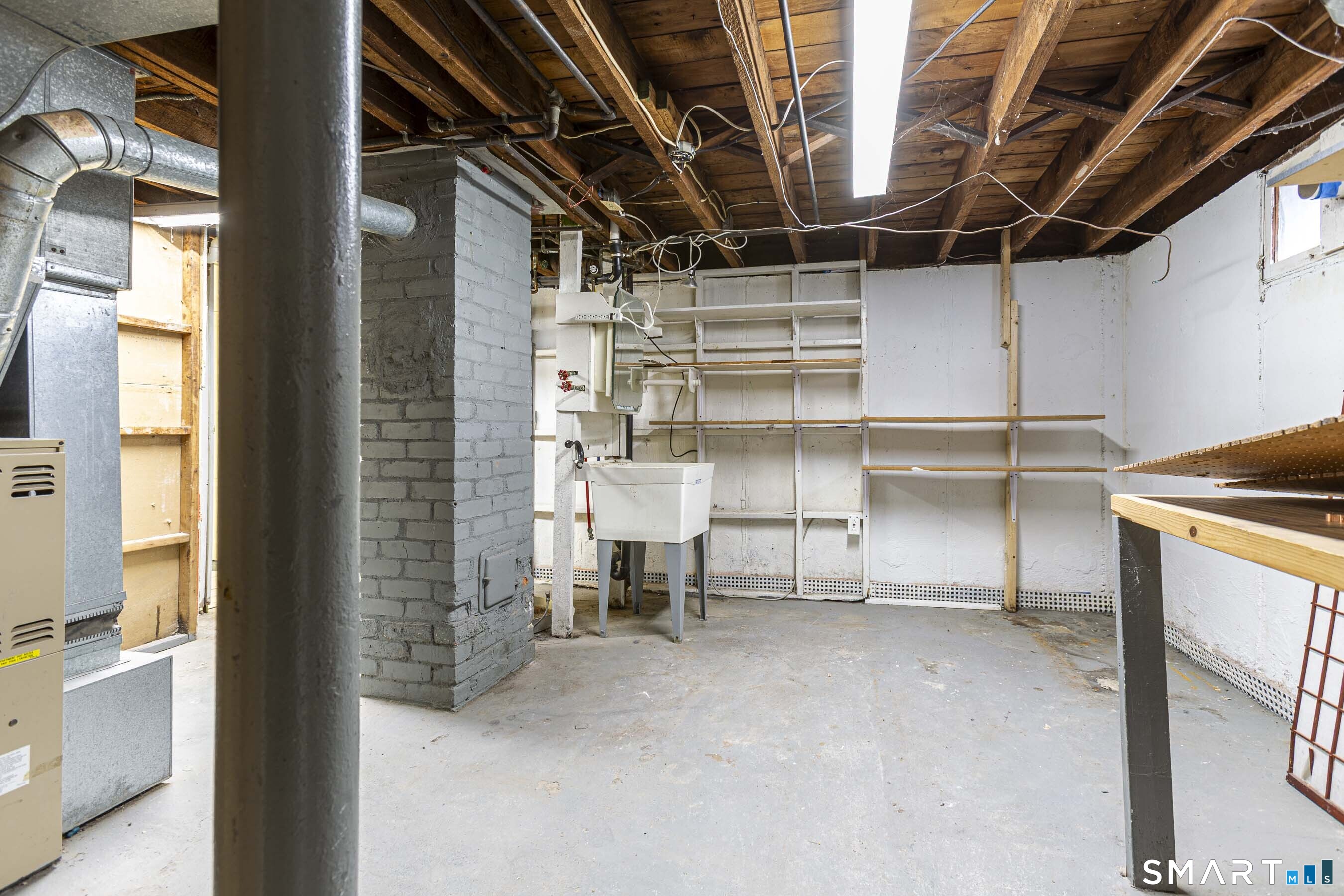 83 Stone Street Hartford CT 06106