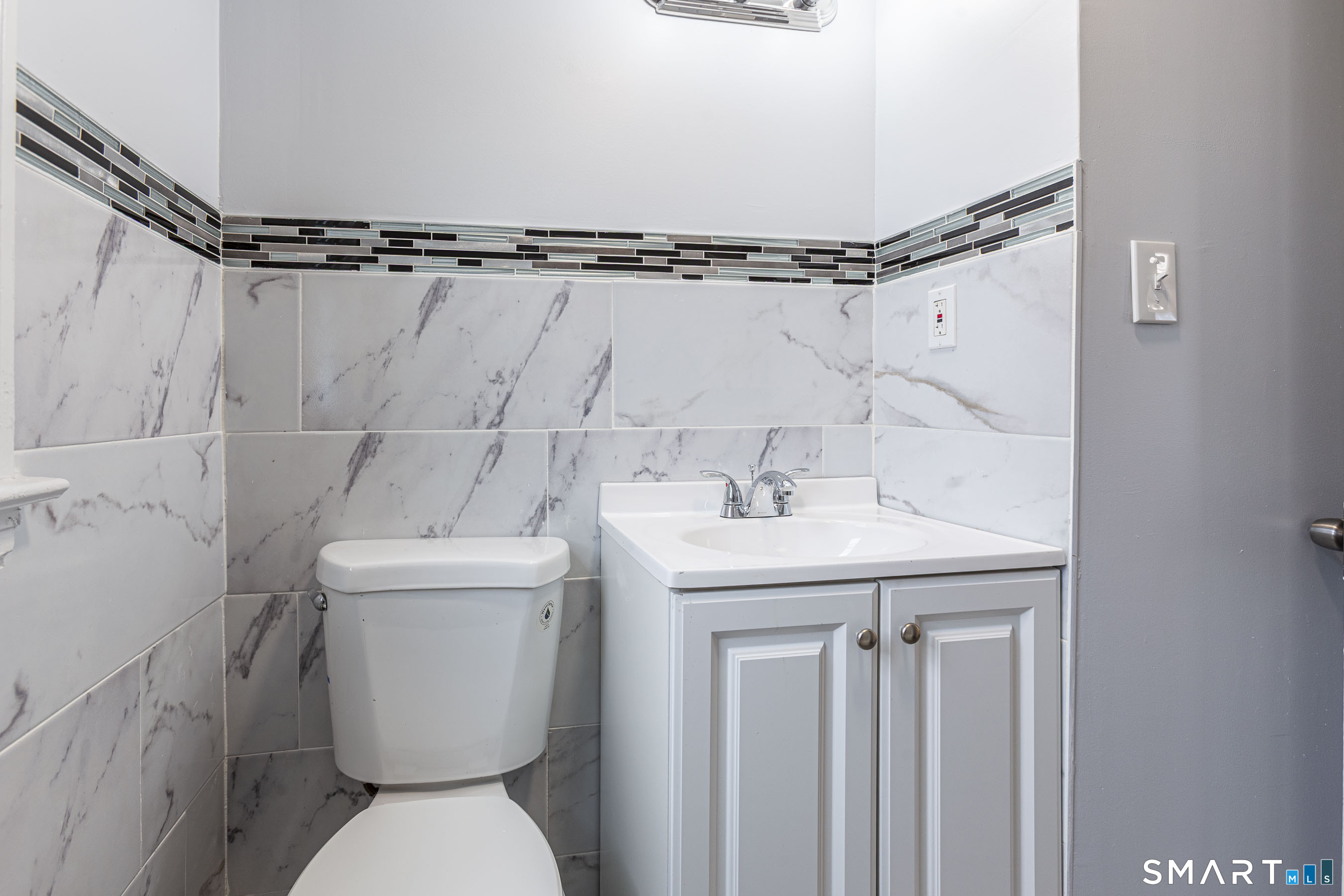 83 Stone Street Hartford CT 06106